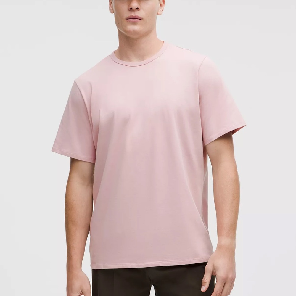 Lululemon Mens Pink T-Shirt